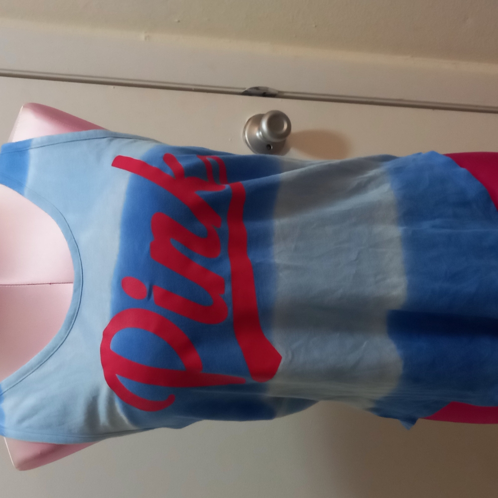 Pink tank top